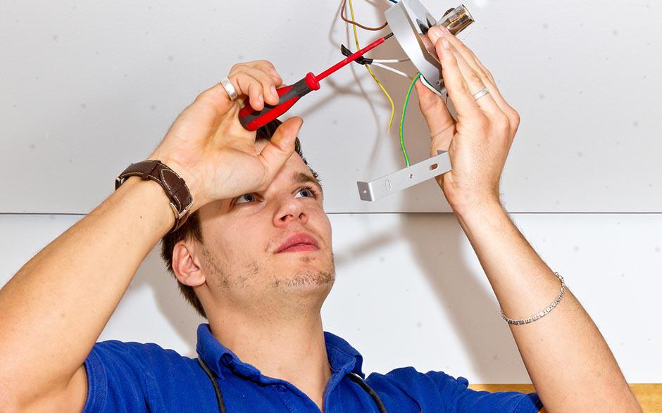 cherche électricien Saint-Cloud